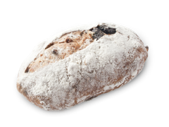 天然酵母タルマーリーの赤ワイン漬イチジクとカシューナッツ